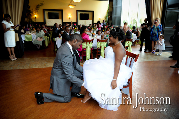 Best 310 Lakeside wedding photographer - Sandra Johnson (SJFoto.com)